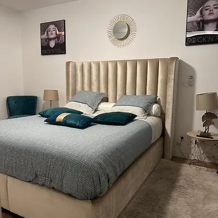 T2 Proche Stade De Frace Paris Tres Calme Design & Parking Prive Apartment *
